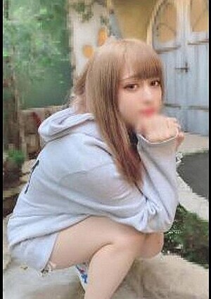 19歲極品清純乖乖女惹人愛海报剧照